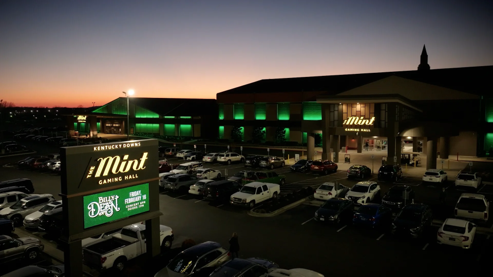 1998411871-c3292726922f5f9af36c7c57c7e4c1f4b43d9db27d58c3c956770350220b45b7-d (1)